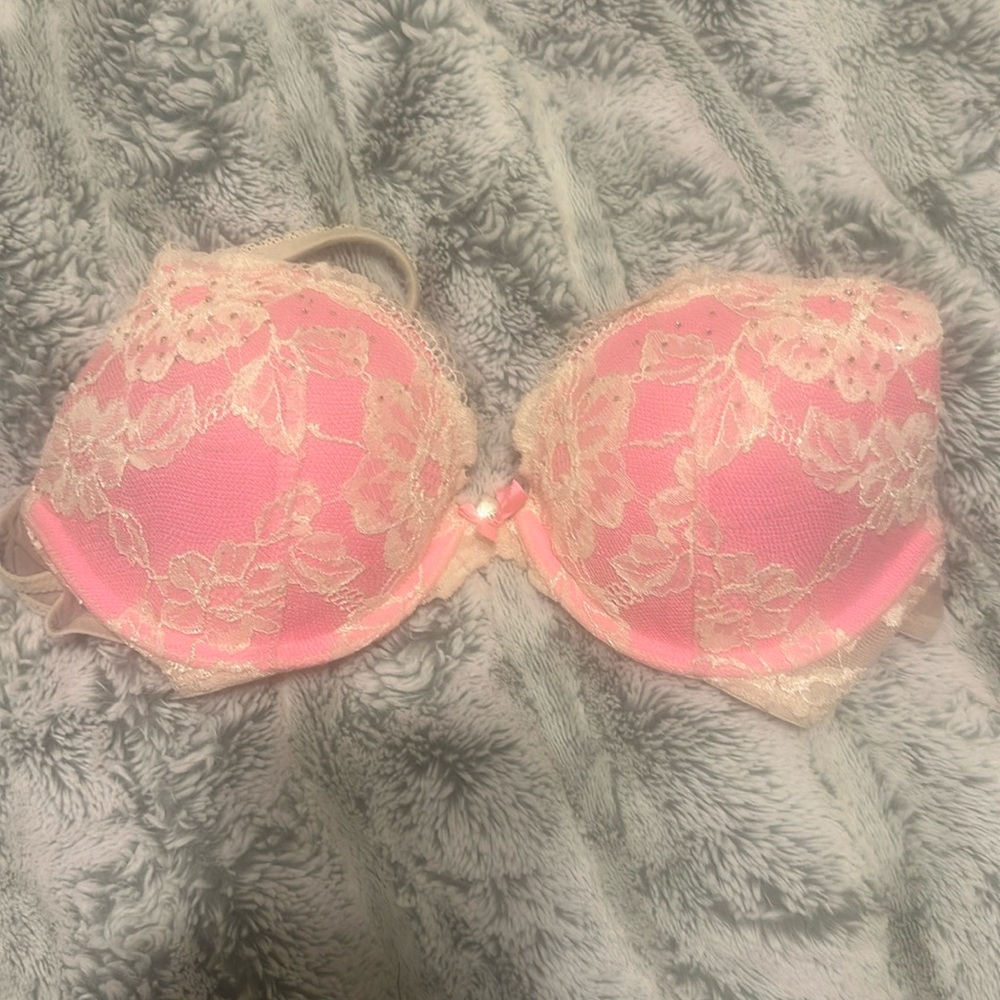 Victoria Secret Body By Victoria Push up Bra